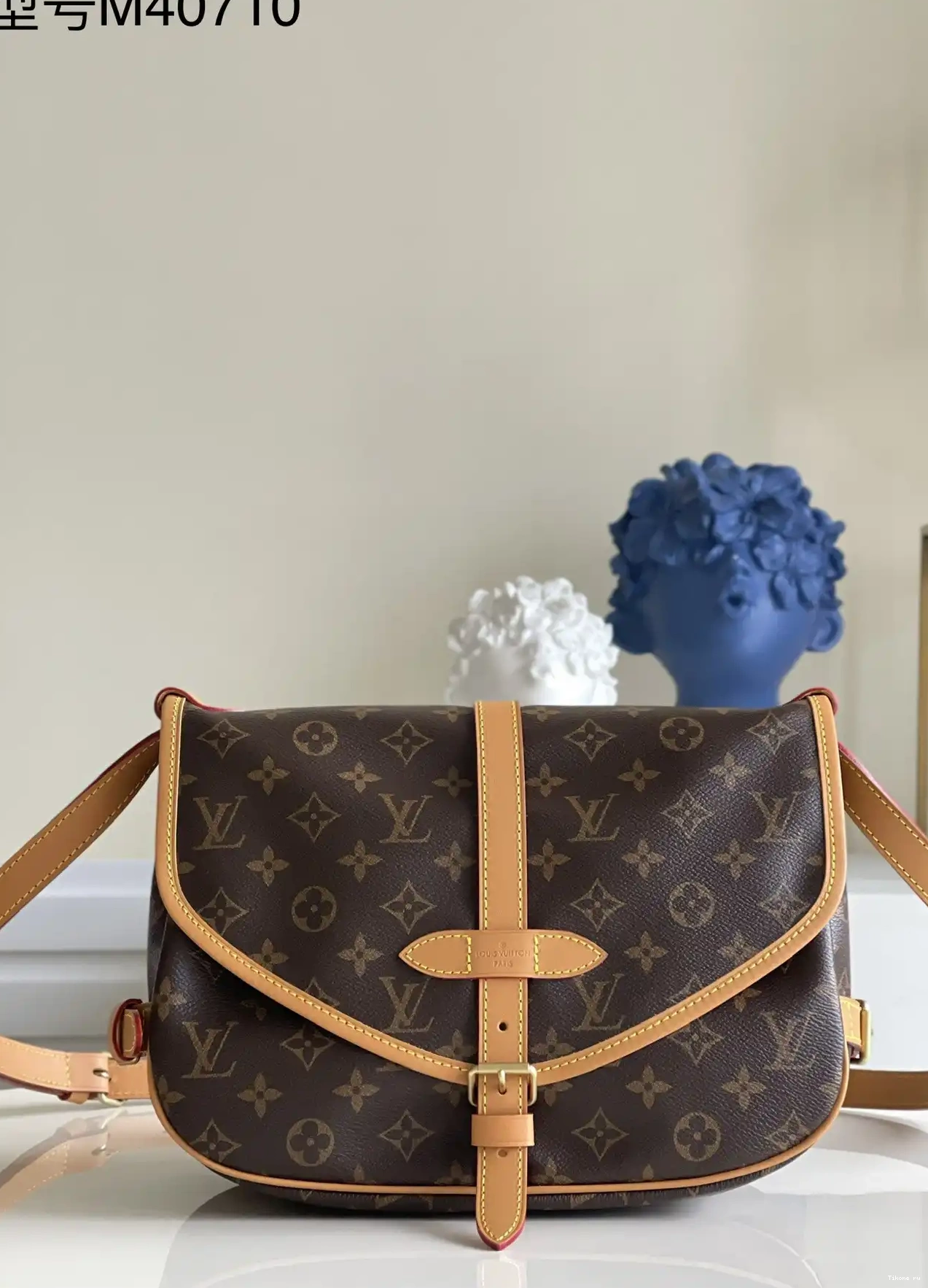 bag-28*11*20CM VUITTON Saumur LOUIS 0703